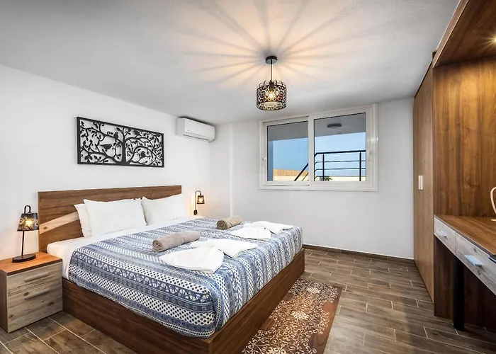 Psychedelia House Villa Gennadi